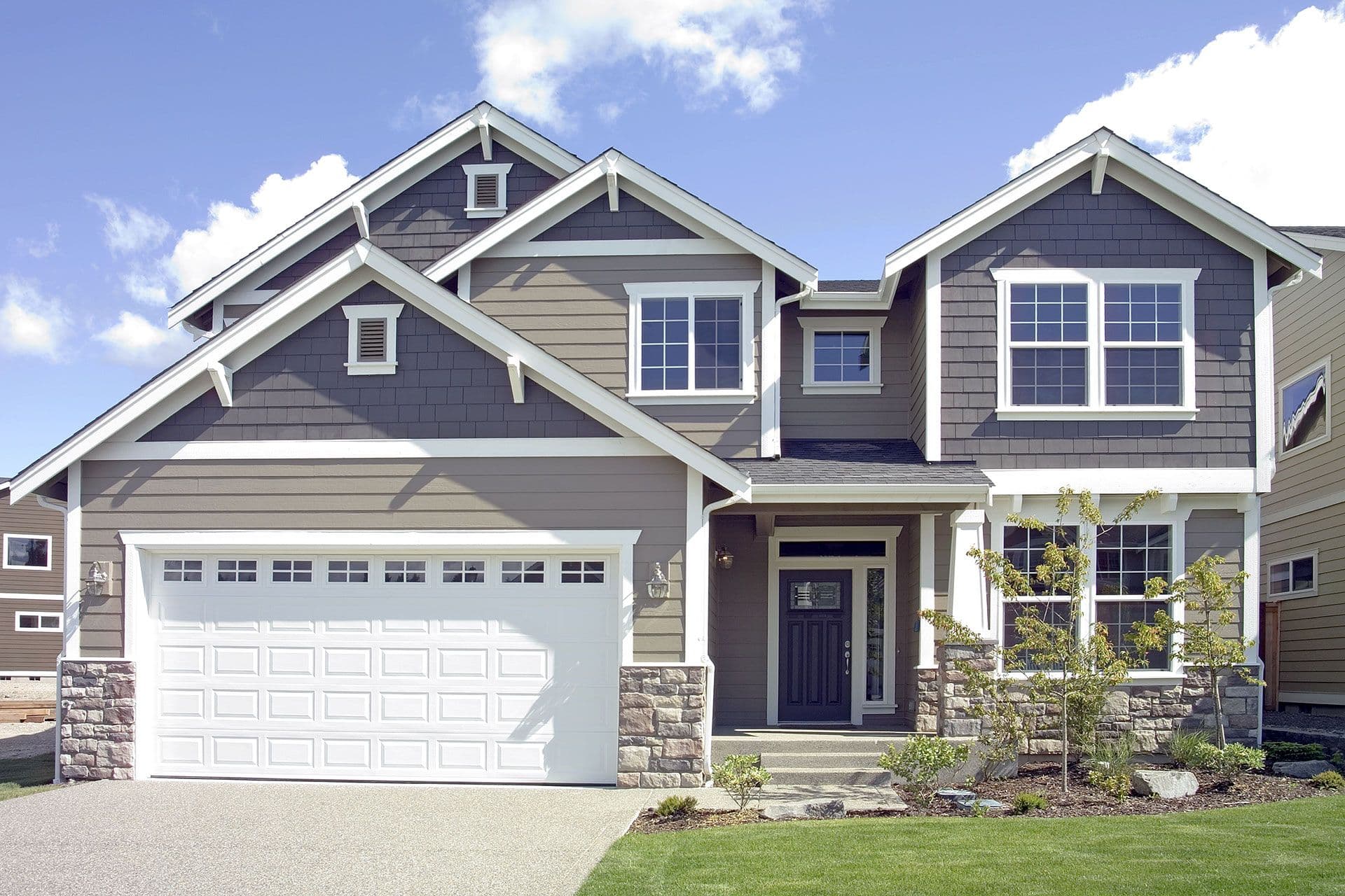 bigstock-Medium-Priced-Home-3291647.jpg